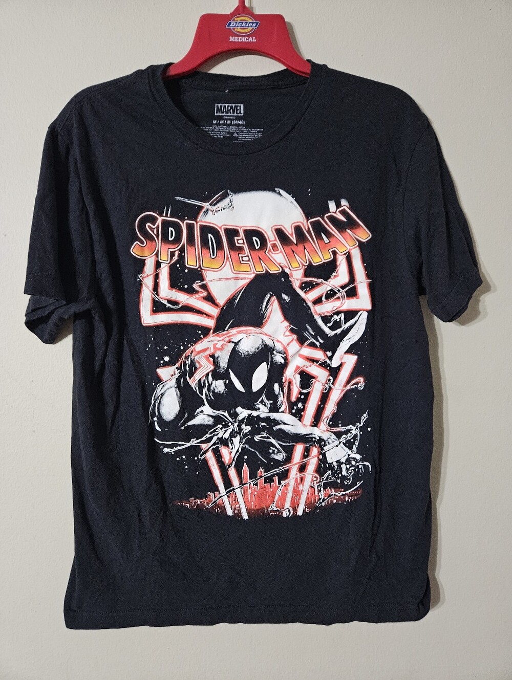 Marvel Spiderman Tshirt Medium
